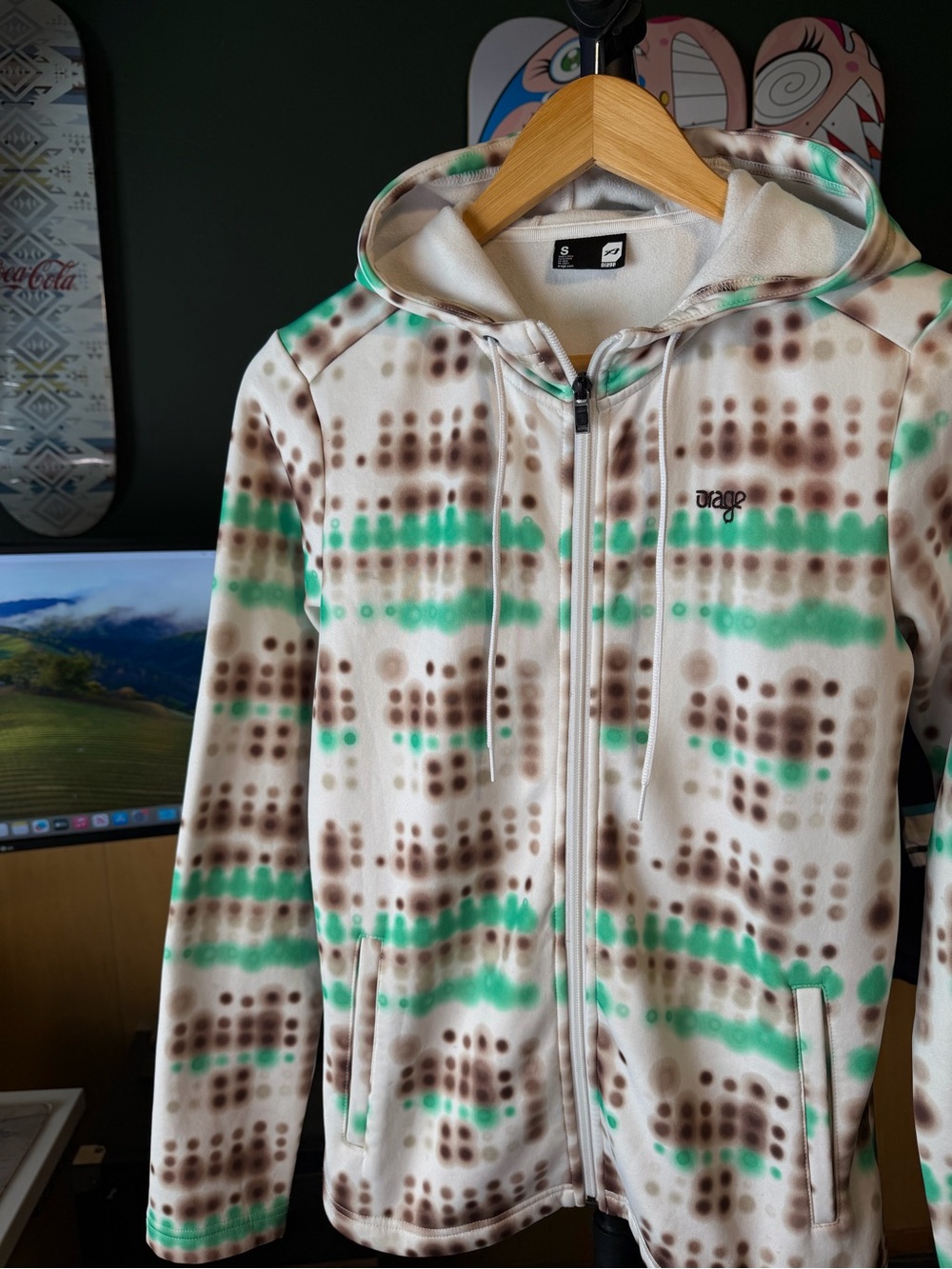 Orage SNOWBOARDING size small Cream Hoodie Jacket with Green & Brown Pattern